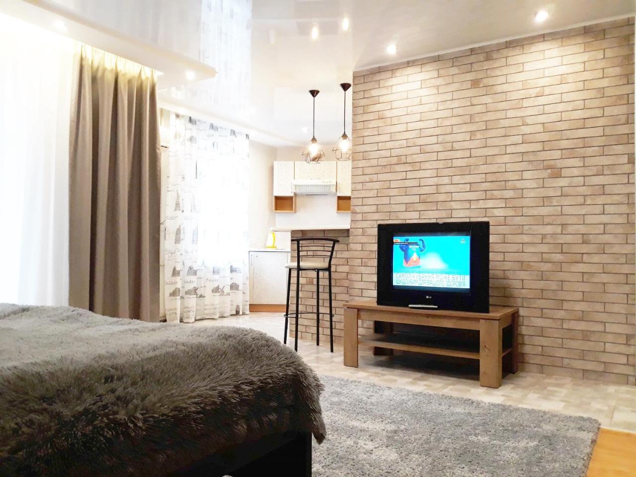 Apartment - Matusevycha Street 2-11 Krivoy Rog Ngoại thất bức ảnh